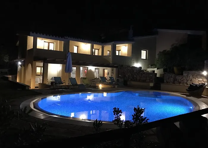 Cala Caterina Bay * Вилласимиус