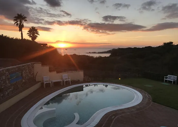 Oda ve Kahvaltı Cala Caterina Bay Villasimius